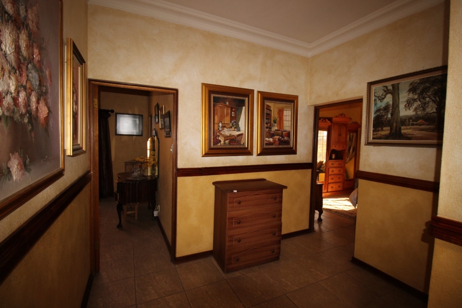 3 Bedroom Property for Sale in Lake Deneysville Free State